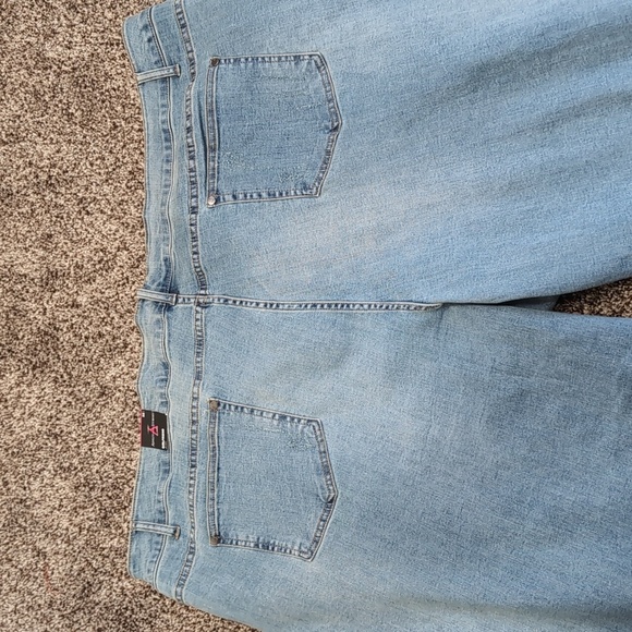NEW Ashley Stewart Girlfriend Jeans Stretchy Distressed High rise Roomy Size 32S - Picture 12 of 13